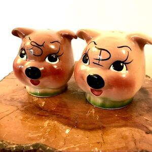 VINTAGE Piggy Salt & Pepper Shakers